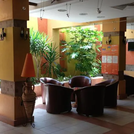 Ξενοδοχείο Kiparisite 4*