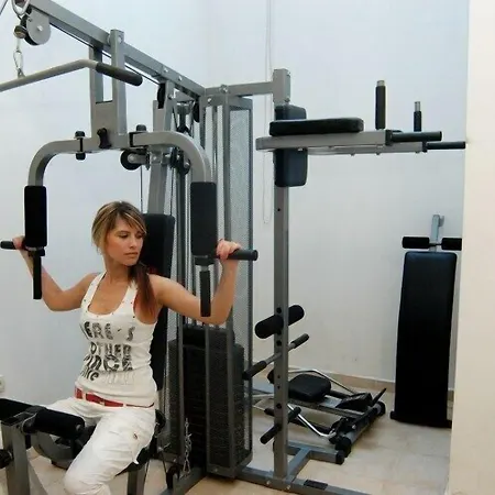 Kiparisite ساني بيتش