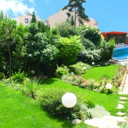 Kiparisite ساني بيتش