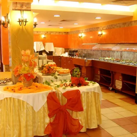 Kiparisite Szálloda 4*