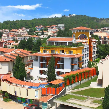 Kiparisite Szálloda Napospart