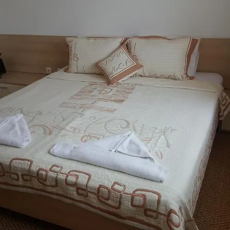 Kiparisite Szálloda